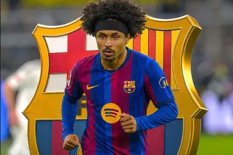 الصفقة تمت.. كريم آديمي يصل برشلونة لإجراء الفحص الطبي